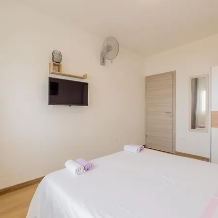 Stanic - Comfortable For Your Holiday! Apartment *