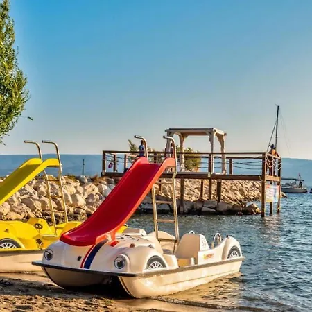 Stanic - Comfortable For Your Vacation ! شقة *